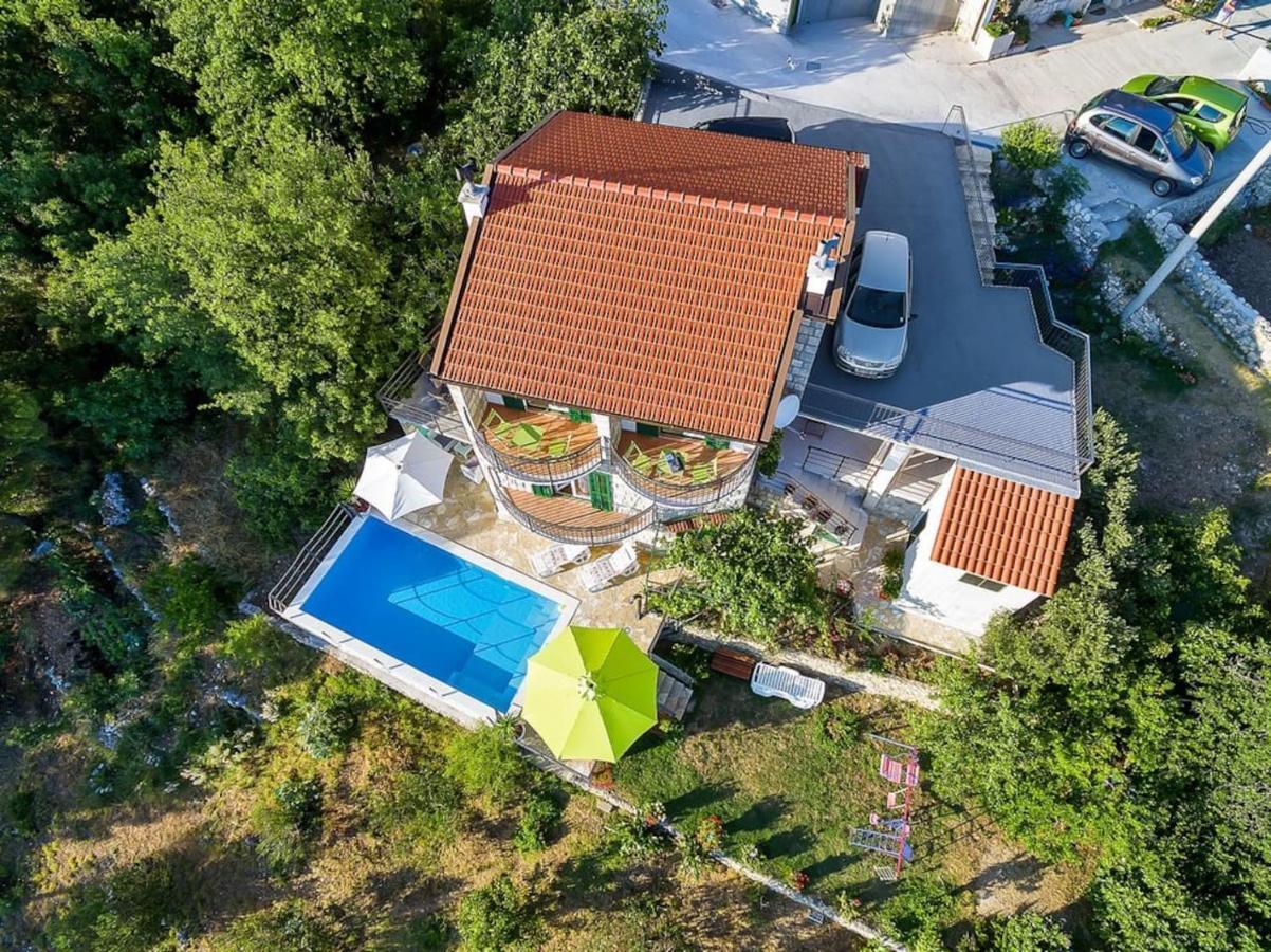 Holiday Home Colla Тучепи Экстерьер фото